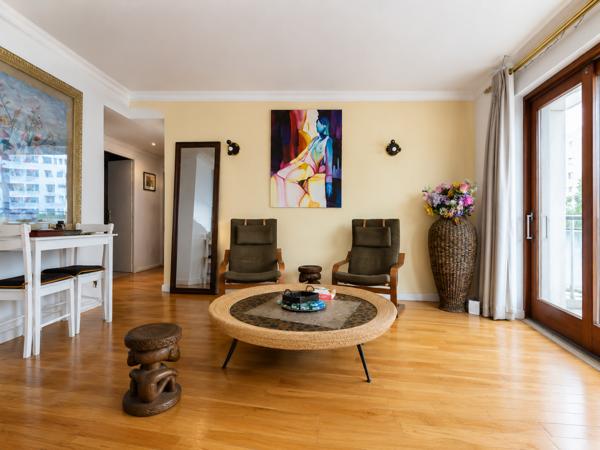 Appartement
         3 pièces
        - 51 m² Exclusivité 378 000 € *