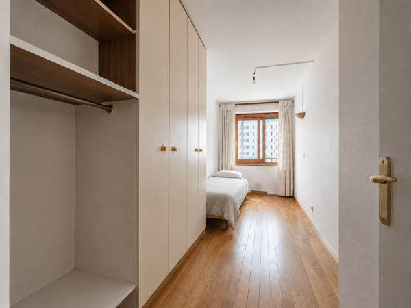 Appartement
         3 pièces
        - 51 m² Exclusivité 378 000 € *