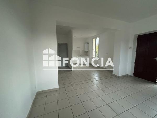 Location Appartement 2 pièces 44.87 m² - 62 RUE DES LUETTES Tournon Sur Rhone 07300