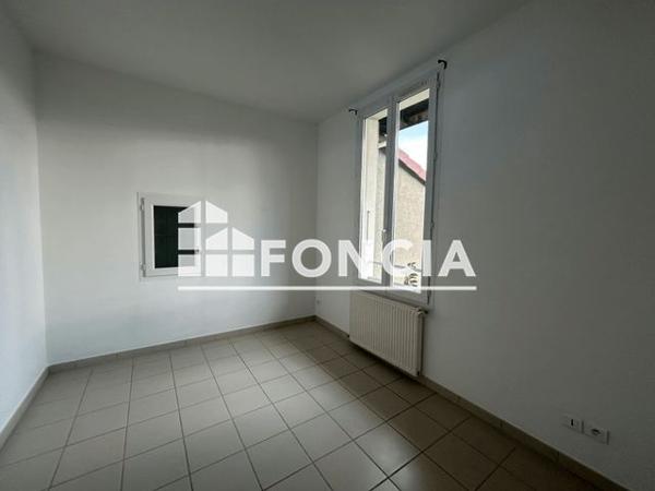 Location Appartement 2 pièces 44.87 m² - 62 RUE DES LUETTES Tournon Sur Rhone 07300
