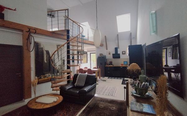 Appartement à vendre    3 pièces • 75,80 m2 Espalion