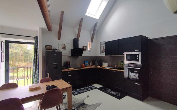 Appartement à vendre    3 pièces • 75,80 m2 Espalion