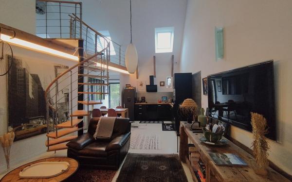 Appartement à vendre    3 pièces • 75,80 m2 Espalion