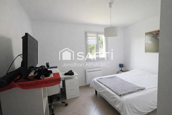 villa de plain-pied avec piscine quartier calme