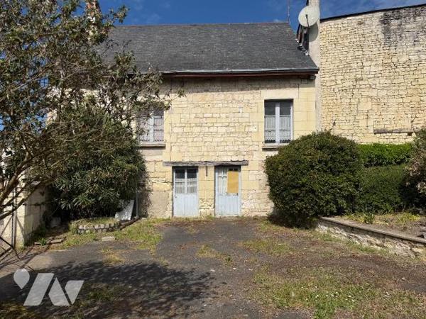 En plein coeur de Marçay, ensemble immobilier à fort potentiel à rénover, sur un terrain d'envi...