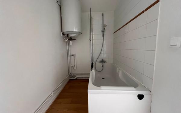 Immeuble à vendre    7 pièces • 148,49 m2 Beauvais