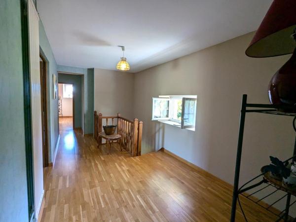 Barbezieux Maison familiale, de caractère avec joli terrain