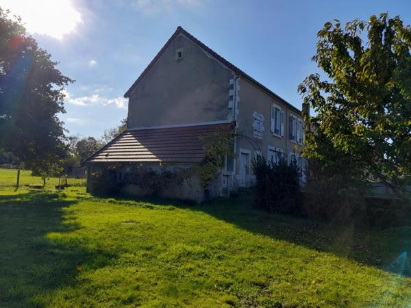 Maison à vendre 6 pièces GUIPY (58) 115m 2 - diverses dépendances - terrain 697 m2