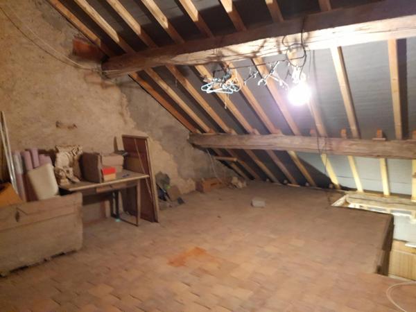 Maison à vendre 6 pièces GUIPY (58) 115m 2 - diverses dépendances - terrain 697 m2