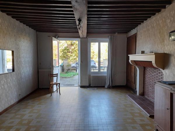 Maison à vendre 6 pièces GUIPY (58) 115m 2 - diverses dépendances - terrain 697 m2