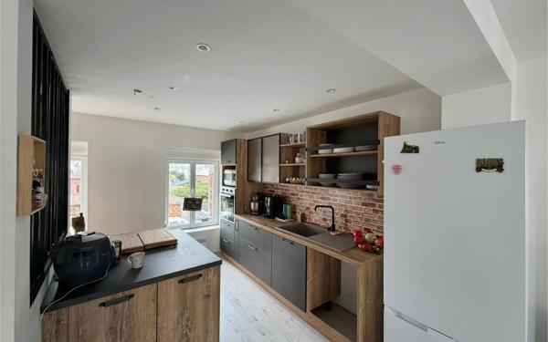 Immeuble à vendre    5 pièces •  Le Nouvion-en-Thiérache