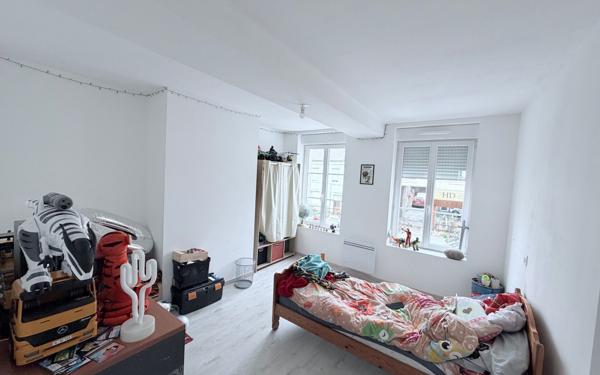 Immeuble à vendre    5 pièces •  Le Nouvion-en-Thiérache