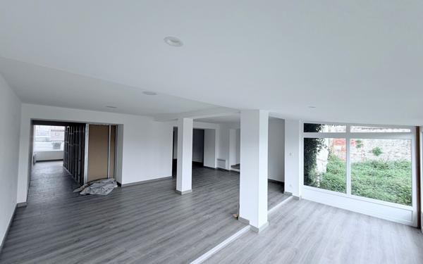 Immeuble à vendre    5 pièces •  Le Nouvion-en-Thiérache