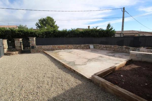 Location                                                      Appartement
                        
                     3 pièces                      61 m2                     à Puget-sur-Argens