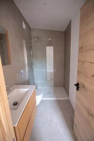Location                                                      Appartement
                        
                     3 pièces                      61 m2                     à Puget-sur-Argens