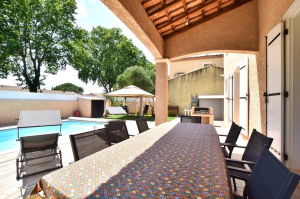 Villa familiale avec piscine et garage