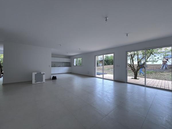 Maison à vendre |  Carbon-Blanc |  4 pièces | 131 m²