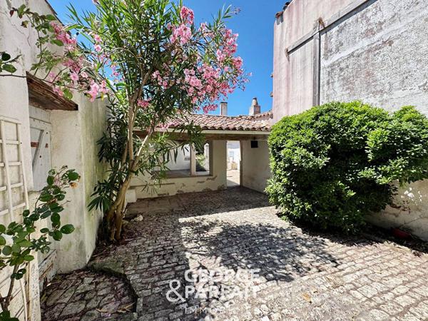 Maison de caractère au coeur de Sainte-Marie-de-Ré ? 180 m² à réinventer