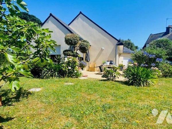 A Vendre à Perros-Guirec (22700) en Côtes-d'Armor (22) Une maison construite en 2005, d'une sur...