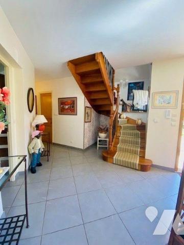 A Vendre à Perros-Guirec (22700) en Côtes-d'Armor (22) Une maison construite en 2005, d'une sur...