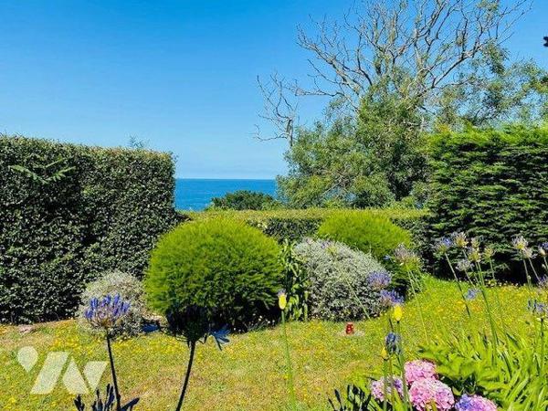 A Vendre à Perros-Guirec (22700) en Côtes-d'Armor (22) Une maison construite en 2005, d'une sur...