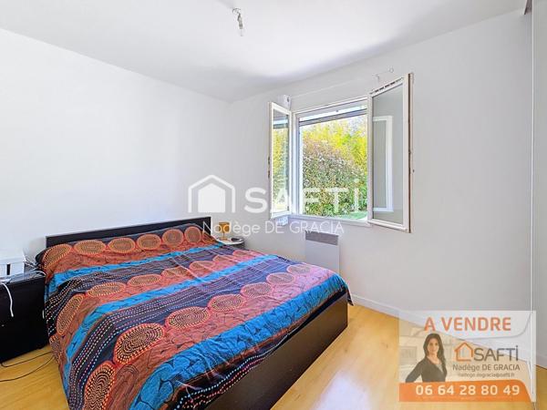 Maison T6 144 m2 avec piscine & garage centre Baziege