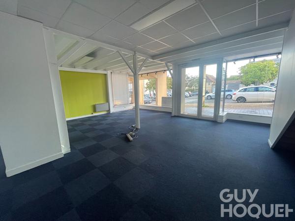 Local commercial Jaunay-Clan 150 m2 (125m² habitables)