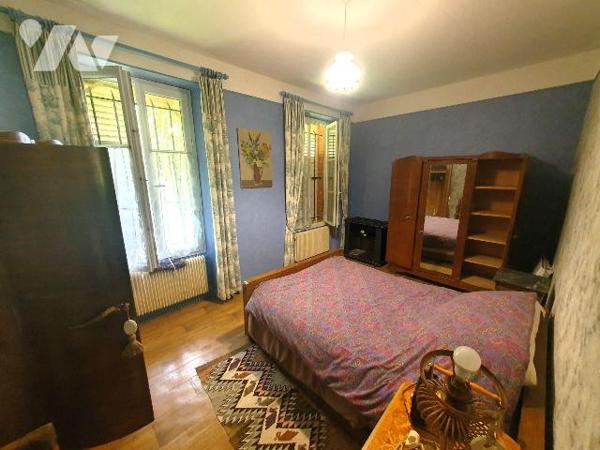 Maison à vendre à Nargis (45210).

Maison d'une surface habitable d'environ 210 m² avec un te...