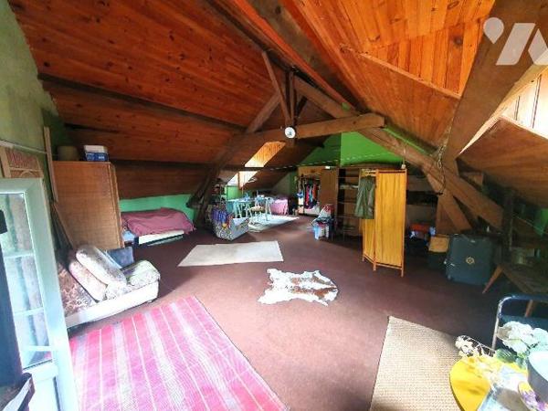 Maison à vendre à Nargis (45210).

Maison d'une surface habitable d'environ 210 m² avec un te...