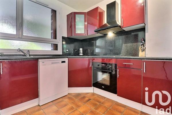 Appartement 5 pièces de 93 m² à Gretz-Armainvilliers (77220)