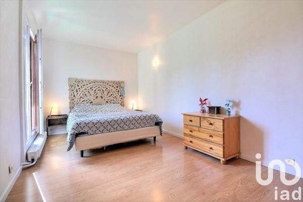 Appartement 5 pièces de 93 m² à Gretz-Armainvilliers (77220)