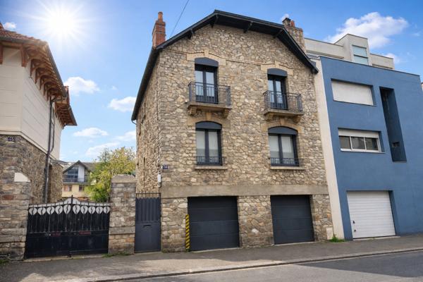 Maison 8 pièces – 195 m² environ à Rennes (ref : 56460)