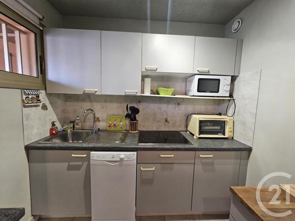 Appartement T3 à vendre  3 pièces - 64,21 m2 SIX FOURS LES PLAGES - 83