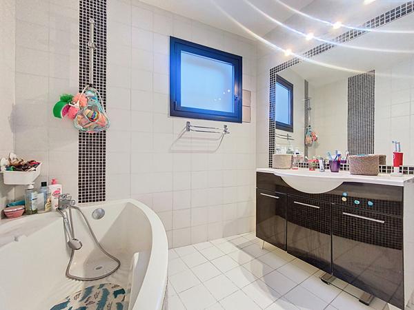 Maison Orange - Secteur COUDOULET - Plain Pied 114m² avec extérieur.