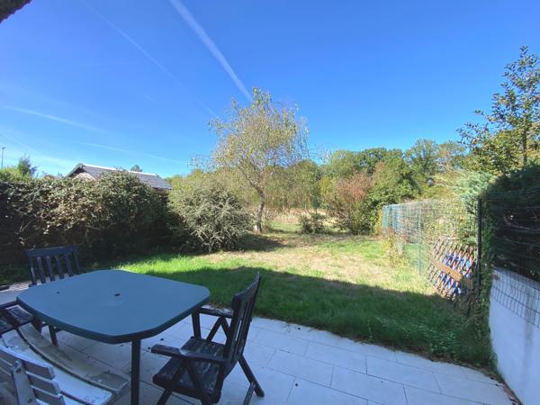 Maison
         6 pièces
        - 125 m² 389 000 € *