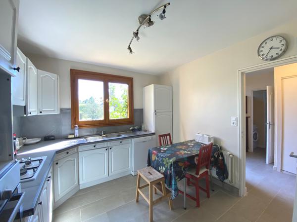 Maison
         6 pièces
        - 125 m² 389 000 € *