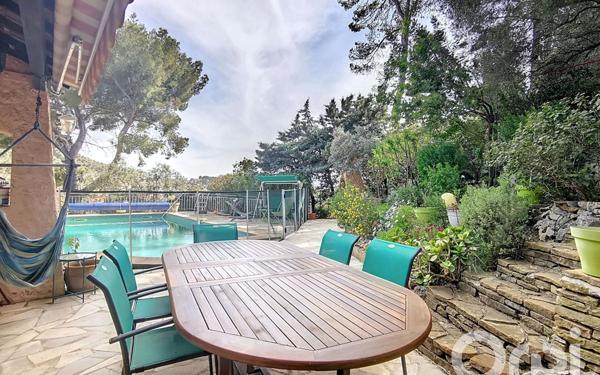 Maison à vendre    6 pièces • 140 m2 Toulon