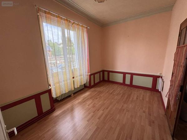 Maison à vendre à Saint-Calais dans la Sarthe (72120), ref : 101/1936