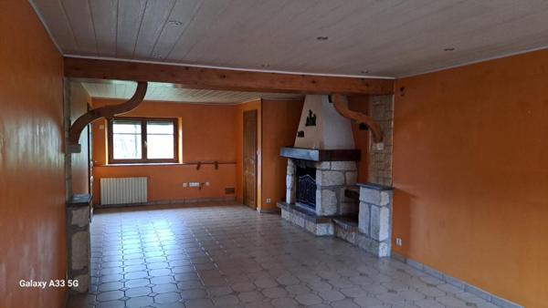 Maison mitoyenne ( Viomenil  88260)