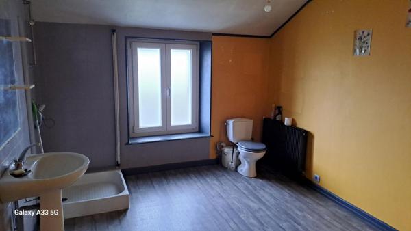 Maison mitoyenne ( Viomenil  88260)