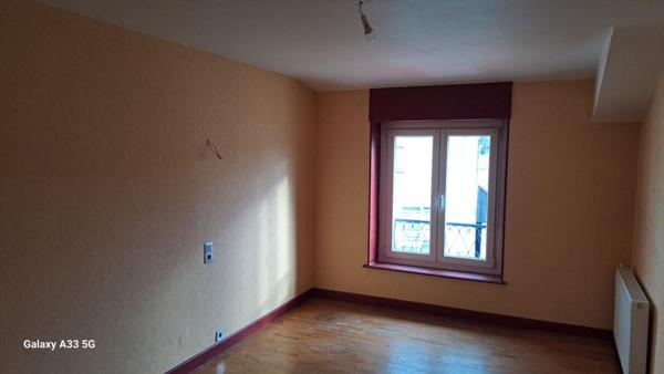 Maison mitoyenne ( Viomenil  88260)