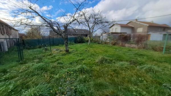 Maison mitoyenne ( Viomenil  88260)