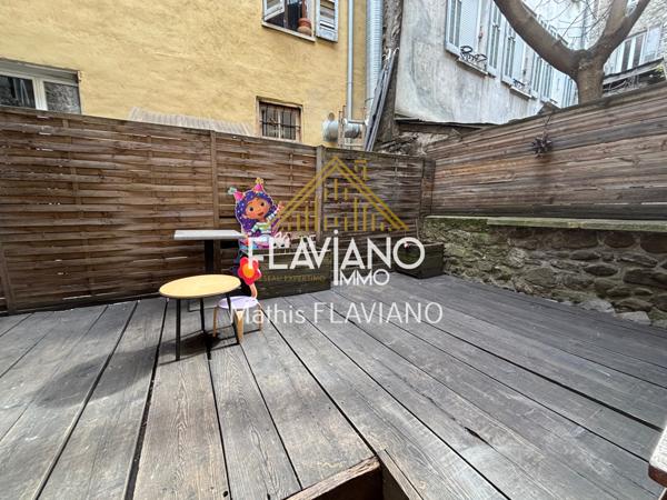 Barcelonnette (04400) MAISON DE VILLE - 2 APPARTEMENTS - EXTÉRIEUR