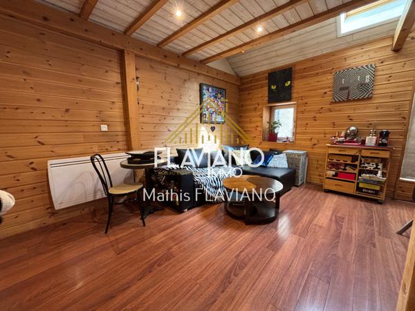 Barcelonnette (04400) MAISON DE VILLE - 2 APPARTEMENTS - EXTÉRIEUR