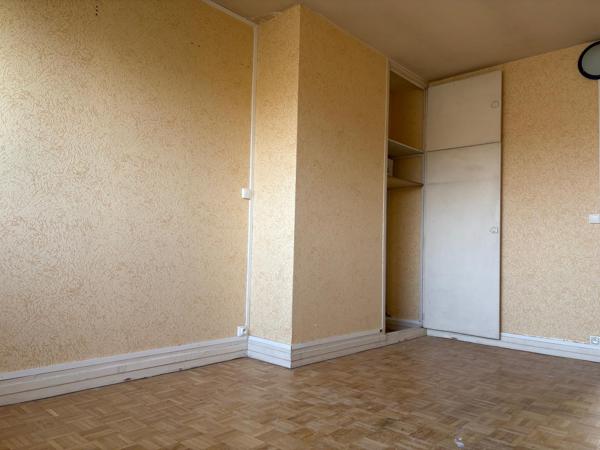 Appartement à ROUEN, 76100 - 1 pièce 13m²