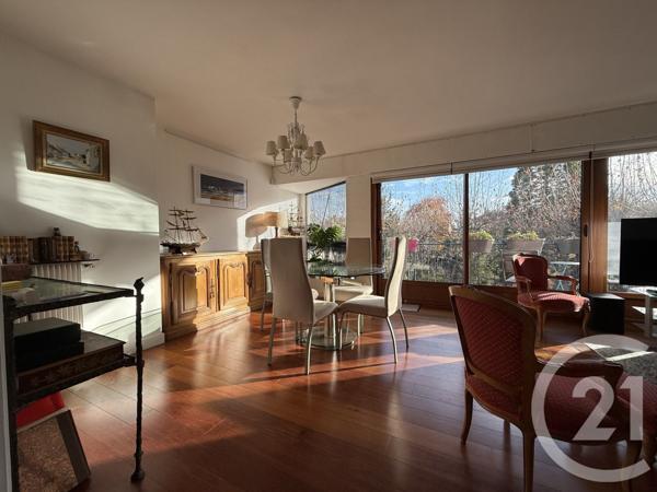 Appartement F5 à vendre  5 pièces - 98,58 m2 ST MAUR DES FOSSES - 94