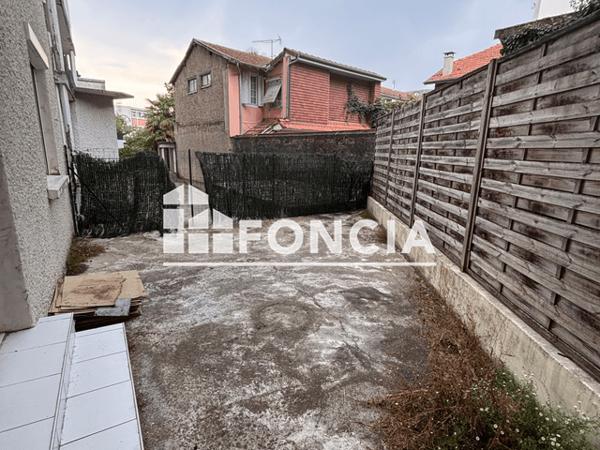 Location Appartement 3 pièces 43.82 m² - Pau 64000