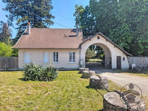 Vente                                                      Maison
                        
                     3 pièces                      85 m2                     à Coutras