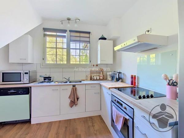 Vente                                                      Maison
                        
                     3 pièces                      85 m2                     à Coutras