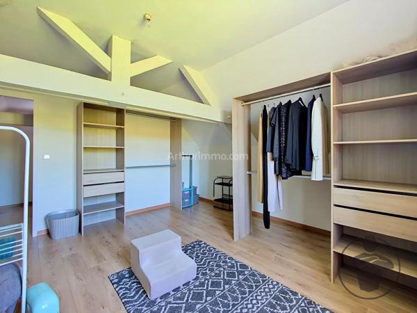 Vente                                                      Maison
                        
                     3 pièces                      85 m2                     à Coutras